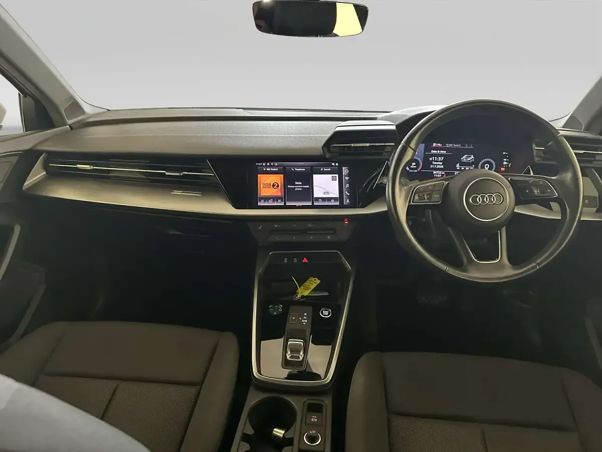Used Audi A3 Advanced 150 HP (110 kW) 2021 White Sedan