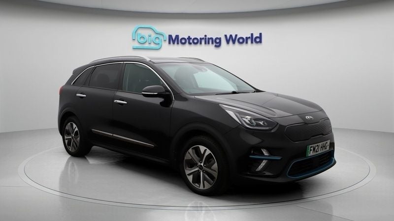 Used 2021 Kia e-Niro 2 SUV | £13,800 (Good price) - Image 1/4