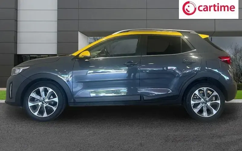 Used Kia Stonic 101 HP (74 kW) 2023 Grey SUV