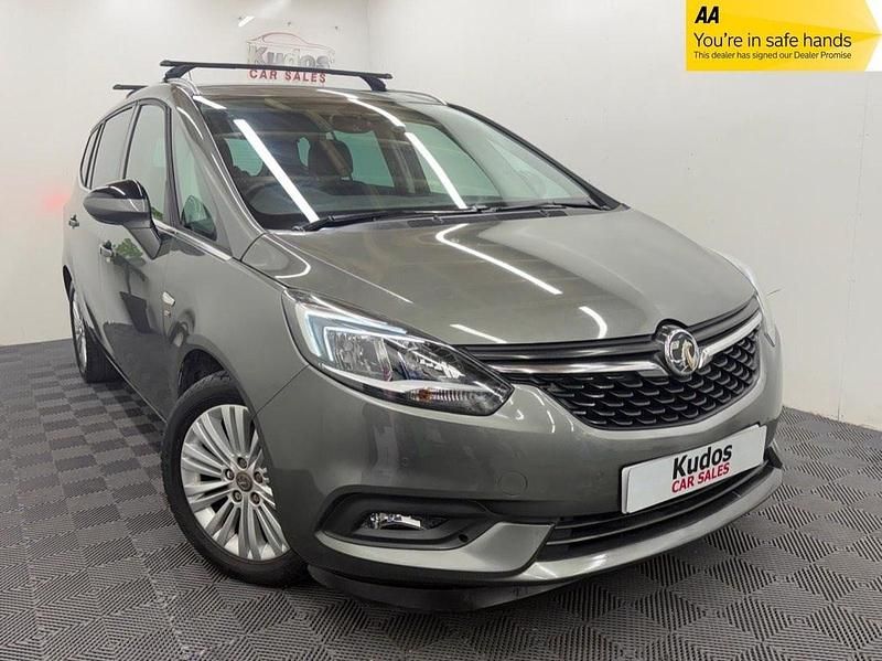 Used Vauxhall Zafira 140 HP (102 kW) 2017 Grey MPV