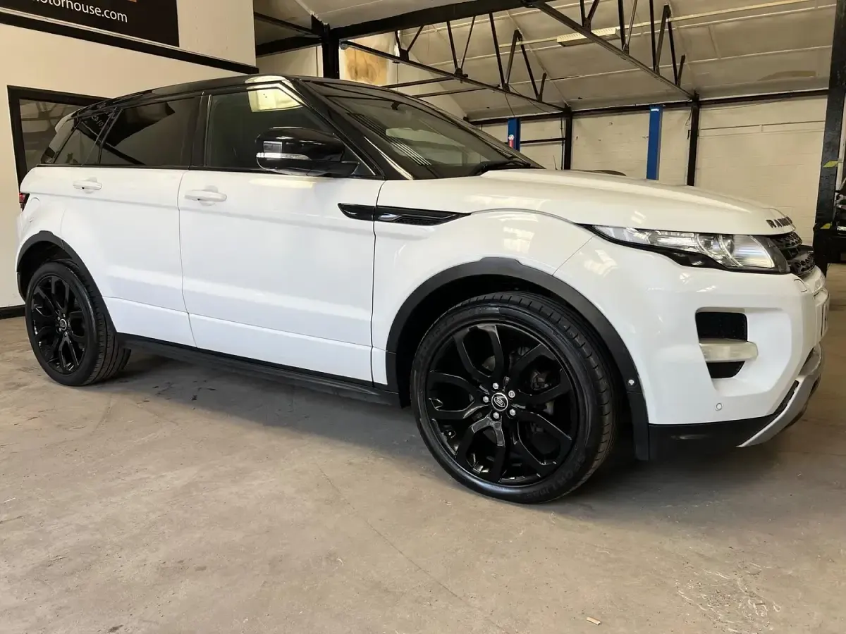 Used Land Rover Range Rover evoque Dynamic 190 HP (139 kW) 2013 White SUV