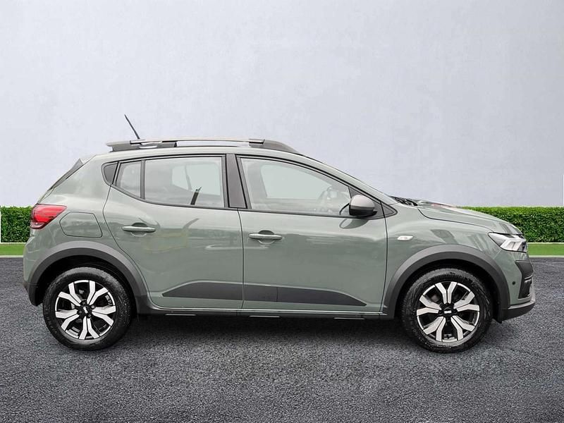 Used Dacia Sandero Journey 2023 Green Hatchback