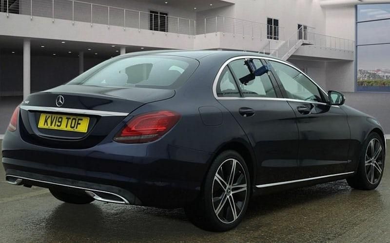 Used Mercedes C200 184 HP (135 kW) 2019 Blue Sedan