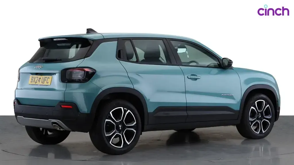 Used Jeep Avenger Altitude 100 HP (73 kW) 2024 Green and black SUV