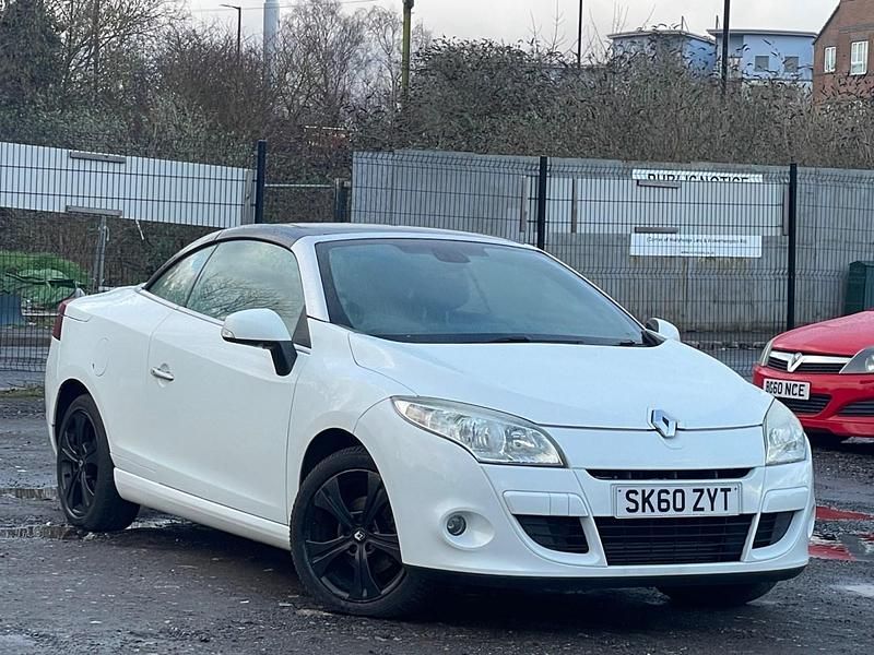 Used Renault Mégane Cabriolet Dynamique 2011 White Cabriolet