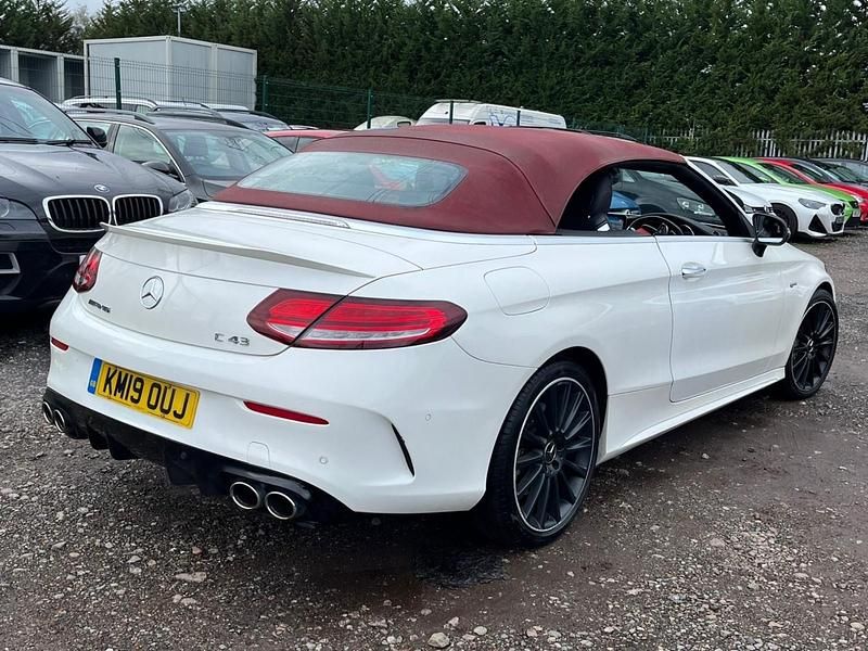 Begagnad Mercedes C43 AMG Premium Plus 2019 Vit Cab