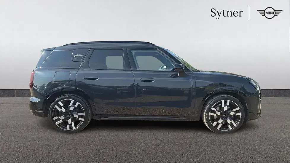 Used Mini Countryman 215 HP (158 kW) 2024 Grey SUV