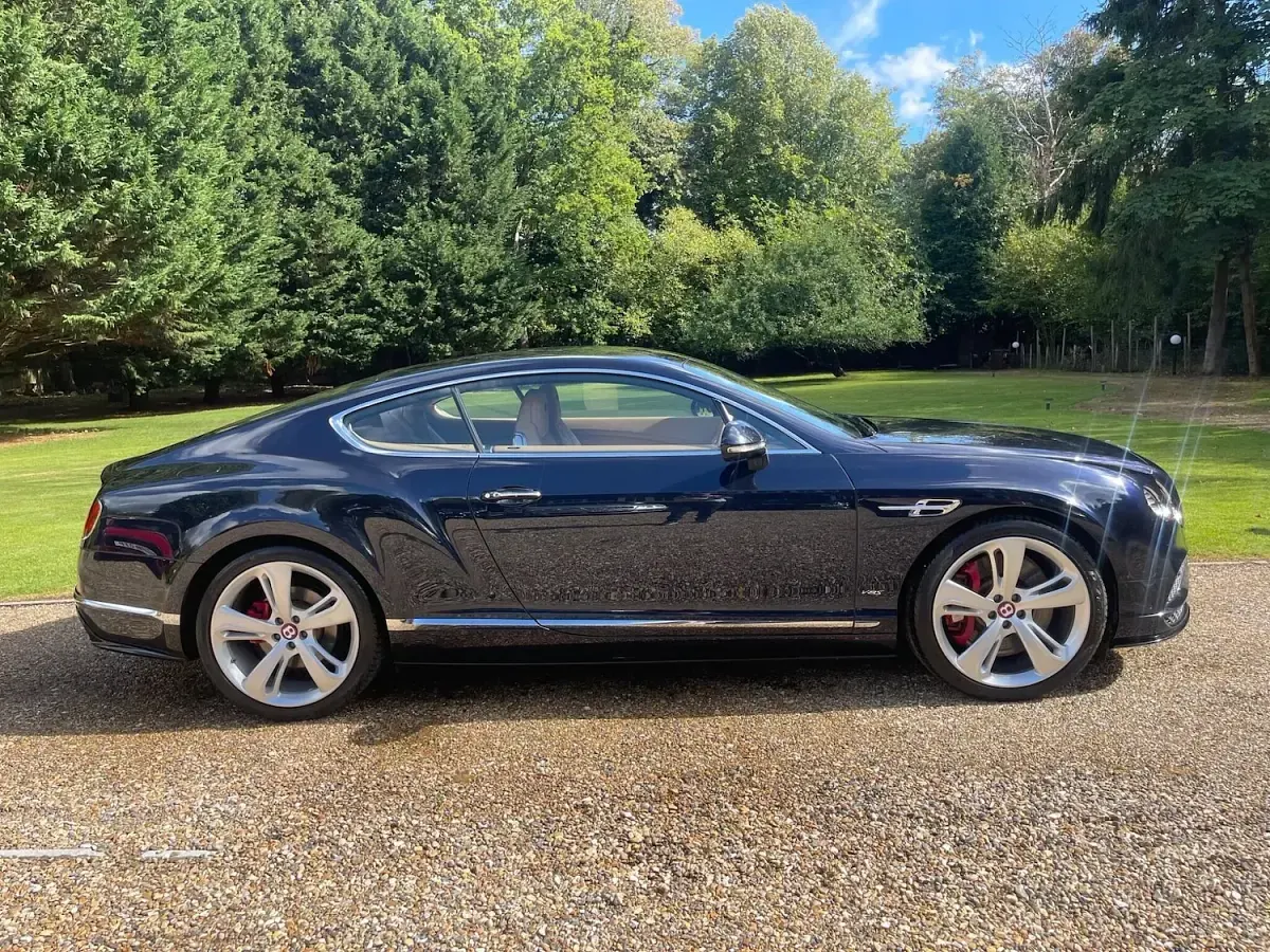 Used Bentley Continental 528 HP (388 kW) 2016 Blue Coupe
