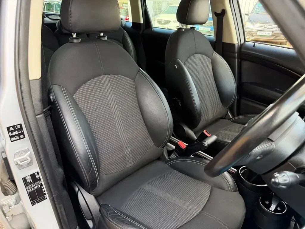 Used Mini Cooper D Countryman 112 HP (82 kW) 2016 Silver SUV