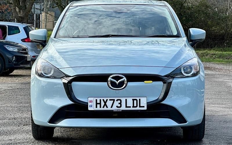 Used Mazda 2 Exclusive-Line 90 HP (66 kW) 2023 Blue Hatchback