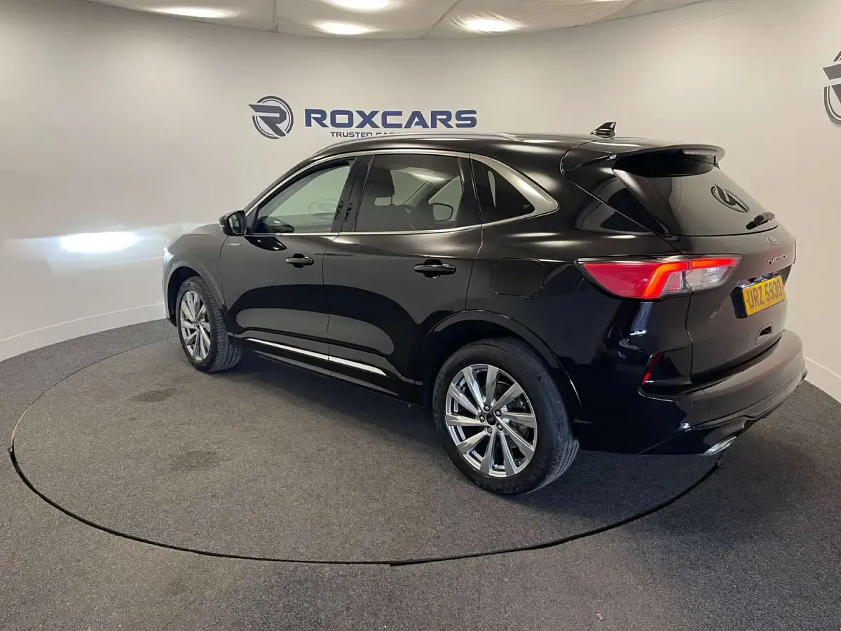 Used Ford Kuga Vignale 190 HP (139 kW) 2023 Black SUV