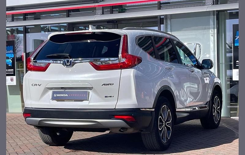 Used Honda CR-V Hybrid 184 HP (135 kW) 2023 Platinum white SUV