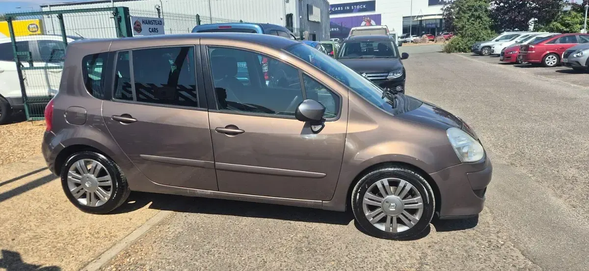 Used Renault Grand Modus Dynamique 2011 Bronze MPV