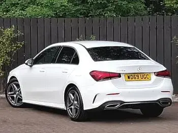 Used Mercedes A180 Executive 116 HP (85 kW) 2020 White Sedan