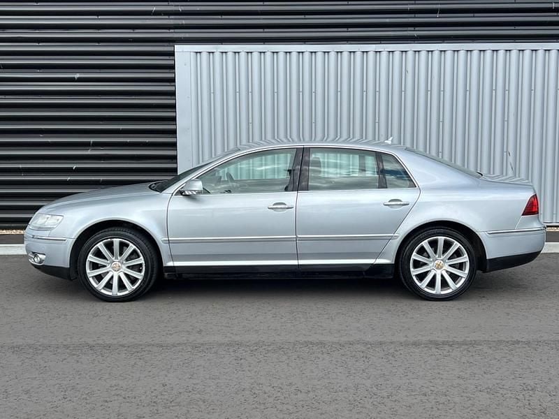 Begagnad VW Phaeton 2009 Silver Sedan