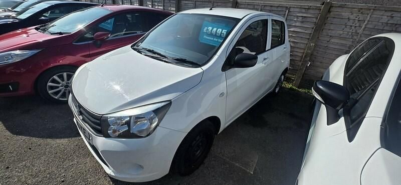 Used Suzuki Celerio 68 HP (50 kW) 2015 White Hatchback