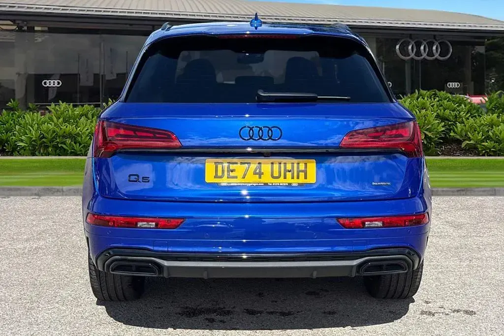 Used Audi Q5 Black Edition 204 HP (150 kW) 2024 Blue SUV