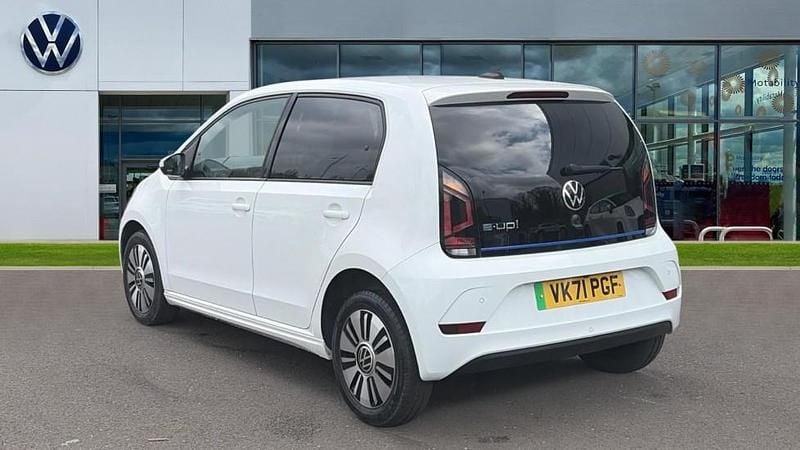 Used VW e-up! 60 kW (82 HP) 2021 Pure white Hatchback
