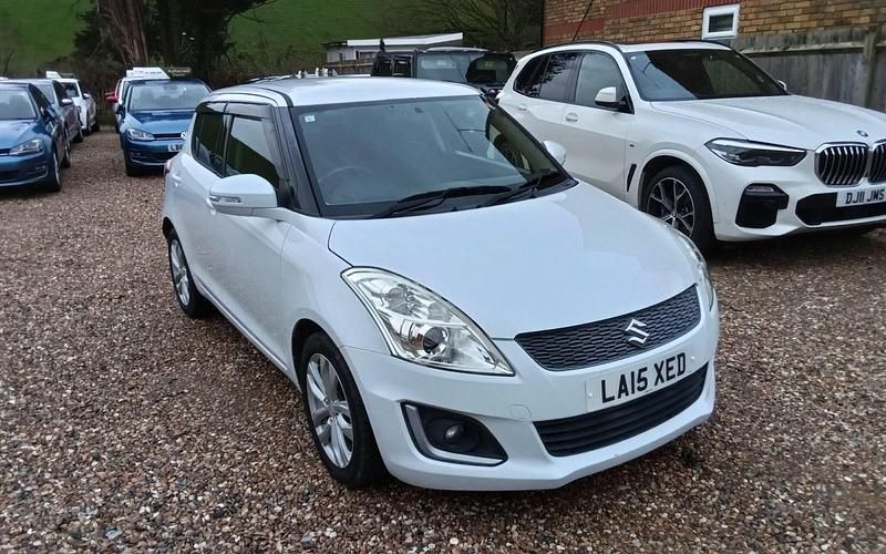 Used Suzuki Swift SZ4 94 HP (69 kW) 2025 White Hatchback