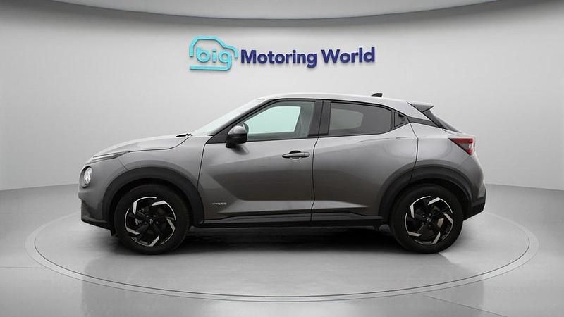 Used Nissan Juke N-Connecta 143 HP (105 kW) 2023 Grey SUV