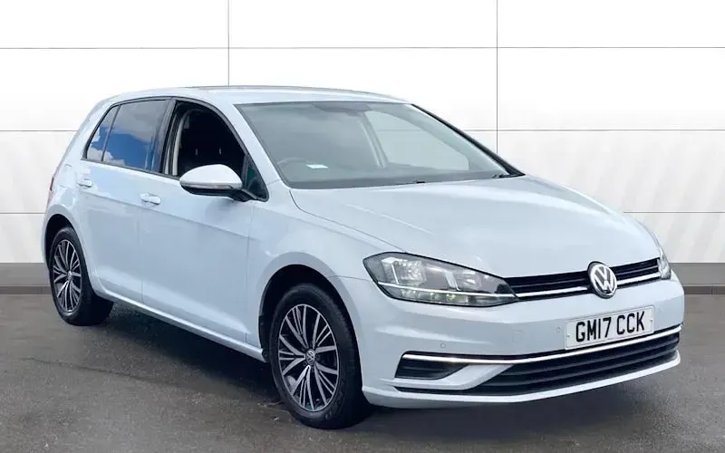 Used VW Golf VII SE 125 HP (91 kW) 2017 Hatchback