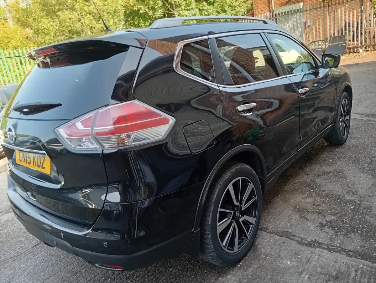 Used Nissan X-Trail N-TEC 130 HP (95 kW) 2015 Black SUV
