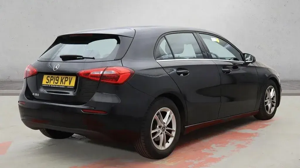 Used Mercedes A180 SE 136 HP (100 kW) 2019 Hatchback