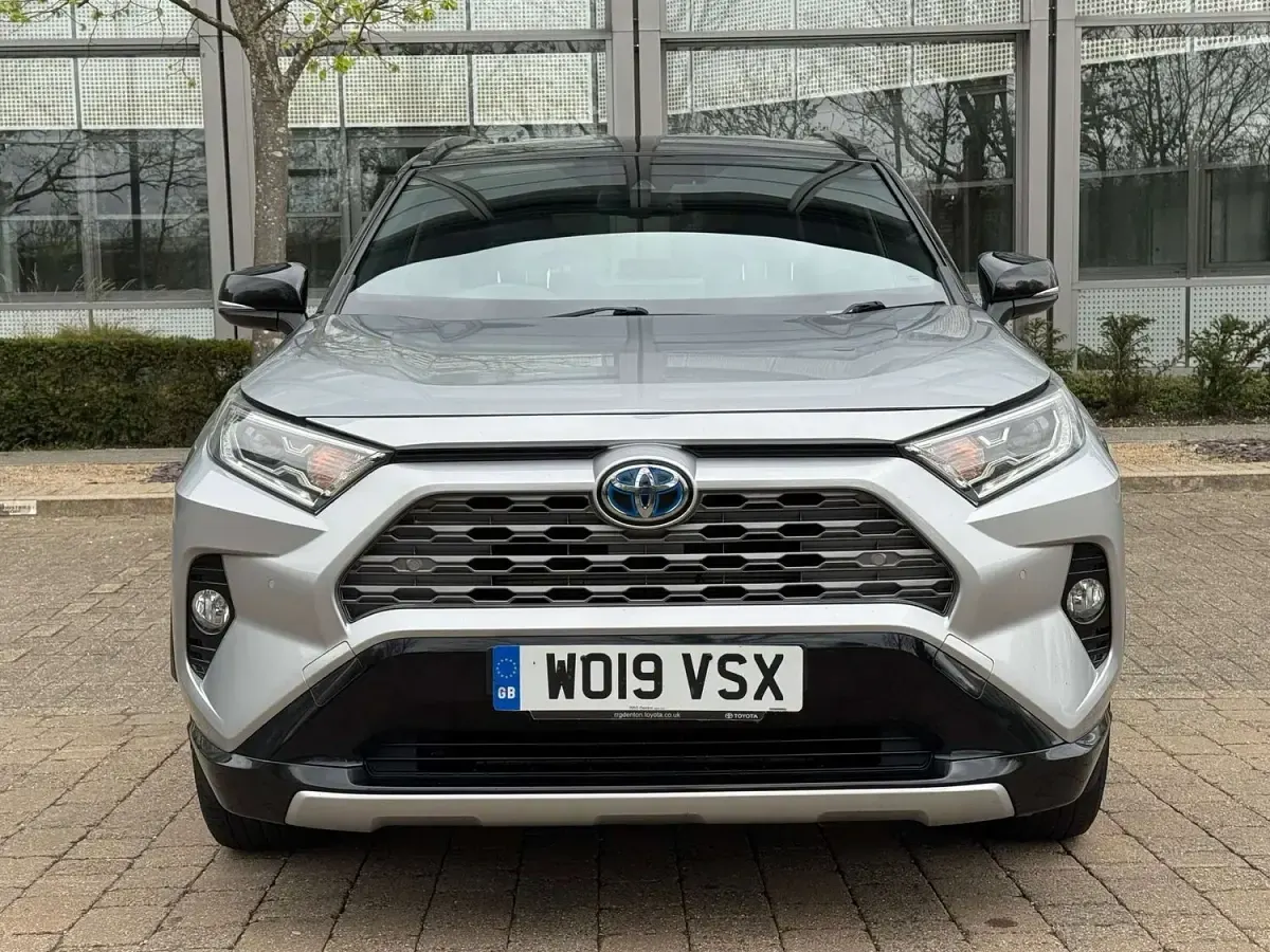 Used Toyota RAV4 Hybrid 2019 Silver SUV