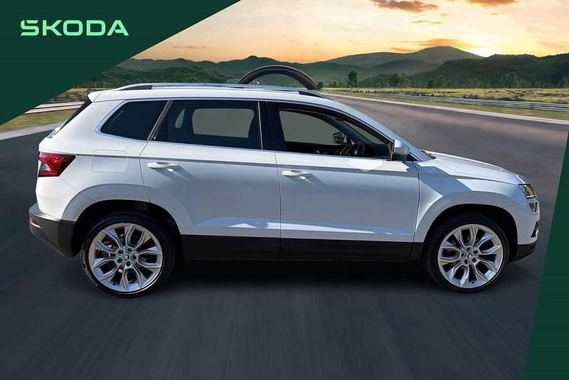 Used Skoda Karoq SE L 147 HP (108 kW) 2020 White SUV