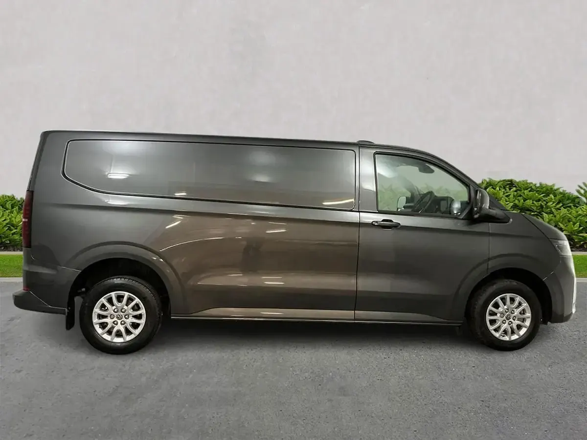 Used VW T7 S 150 HP (110 kW) 2025 Grey Van