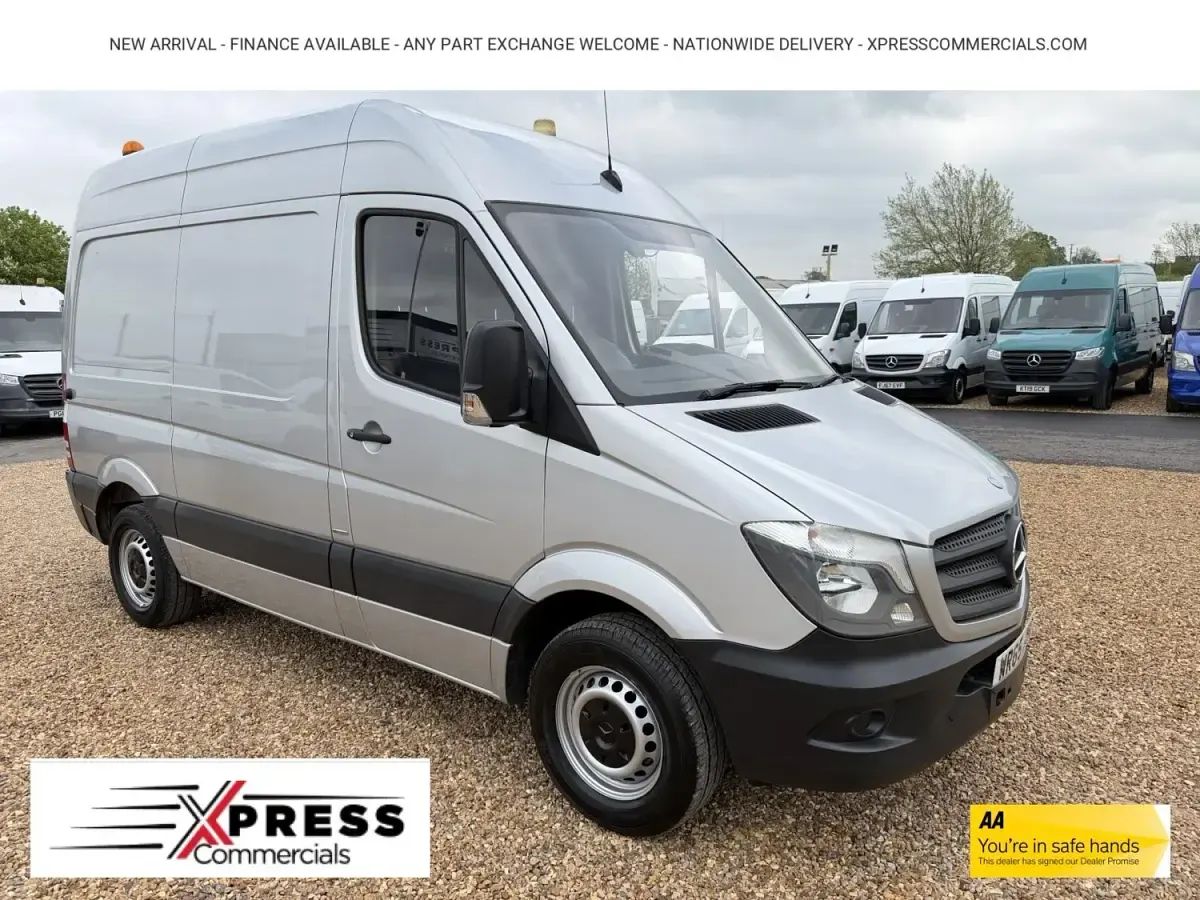 Begagnad Mercedes Sprinter 2015 Silver Van