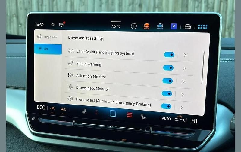 Black New 2025 VW ID.4 Black Edition SUV | £32,399 (Super price) - Image 1/4