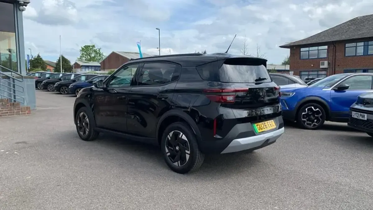 New Vauxhall Frontera Ultimate 81 kW (111 HP) 2026 Black SUV