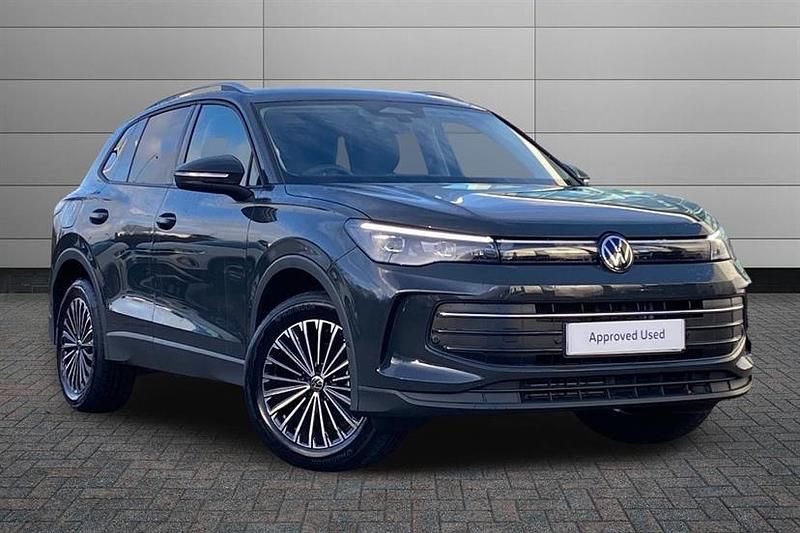 Used VW Tiguan Match 150 HP (110 kW) 2025 Urano grey SUV