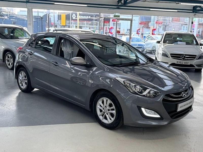 Used Hyundai i30 Active 110 HP (80 kW) 2013 Grey Hatchback