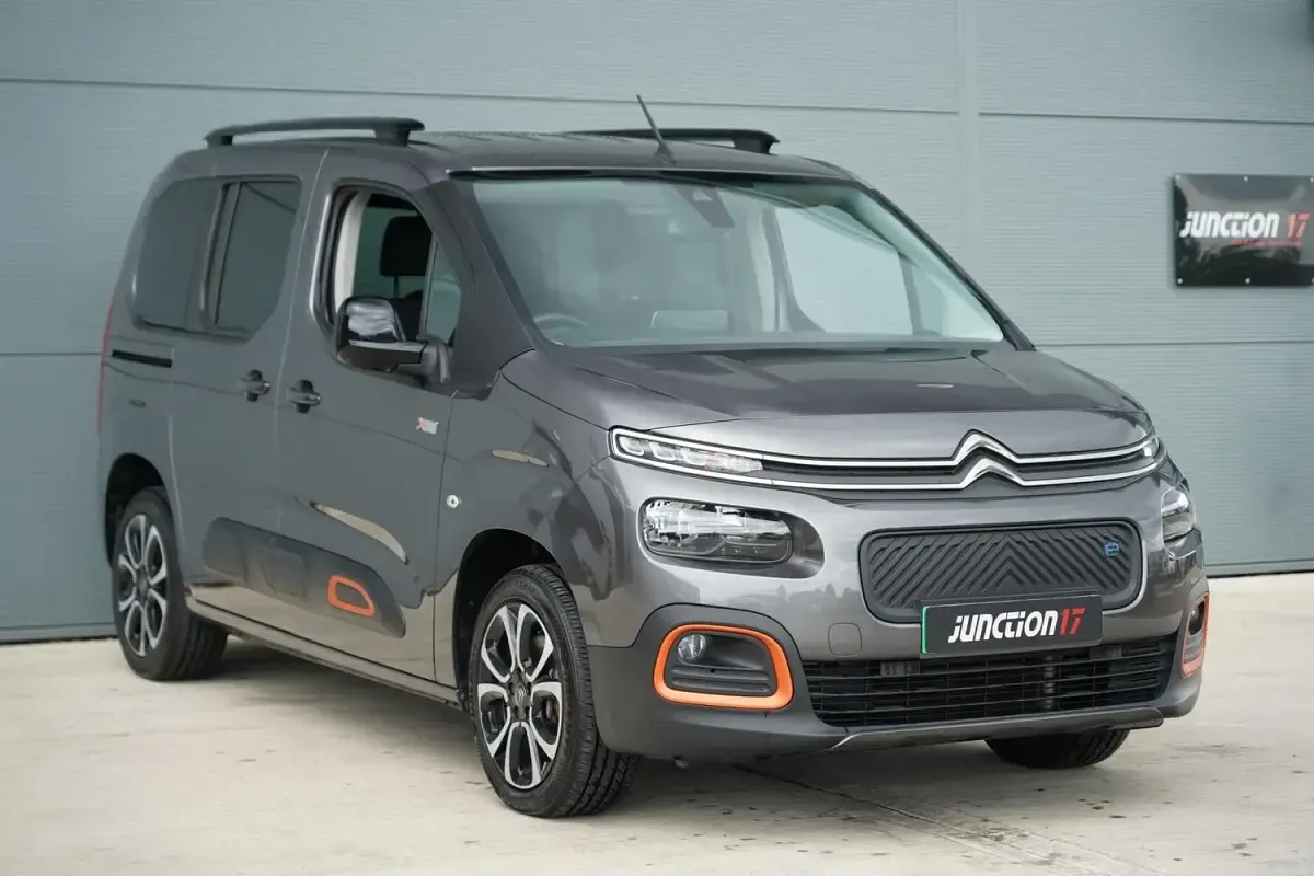 Used Citroën e-Berlingo XTR 100 kW (136 HP) 2022 Grey MPV