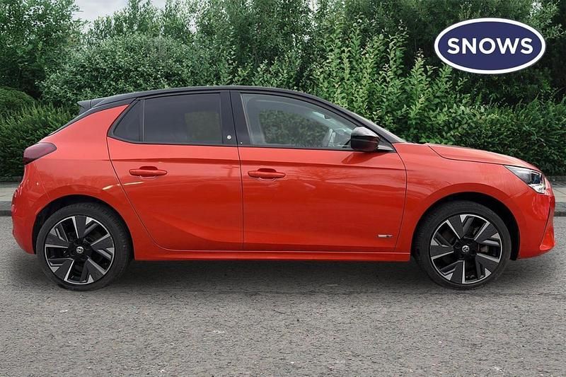 Used Vauxhall Corsa-e 100 kW (136 HP) 2021 Orange Hatchback