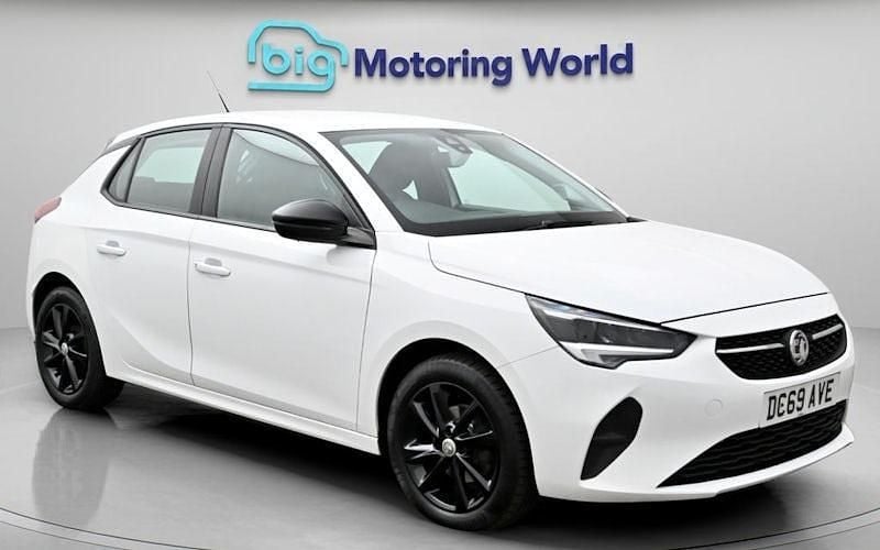 Used Vauxhall Corsa 75 HP (55 kW) 2020 White Hatchback