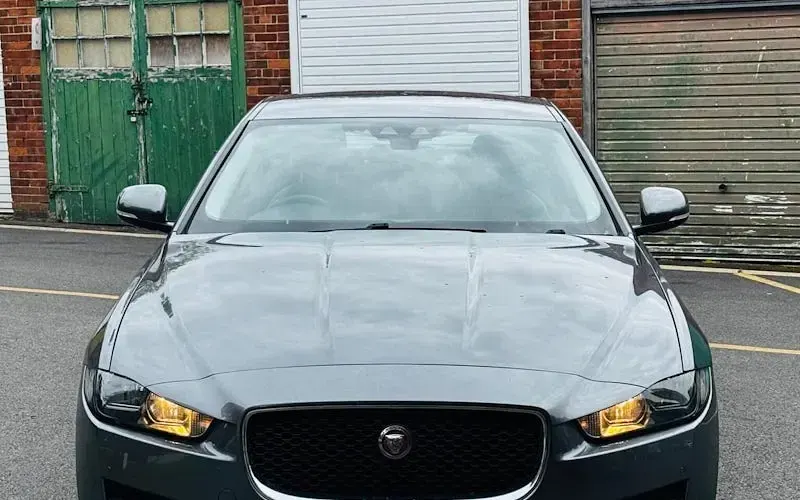 Gebraucht Jaguar XE Prestige 179 PS (131 kW) 2019 Limousine