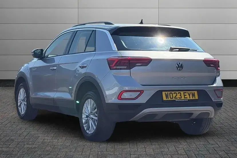 Used VW T-Roc Life 108 HP (79 kW) 2023 Silver SUV