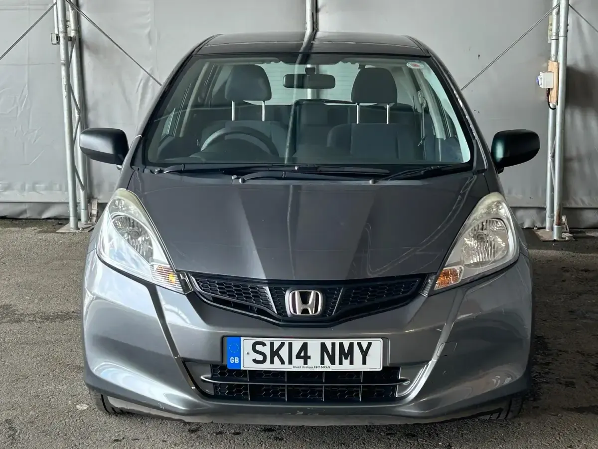 Used Honda Jazz S 90 HP (66 kW) 2014 Grey Hatchback