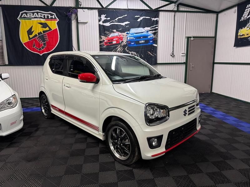 Used Suzuki Alto 2015 White Hatchback