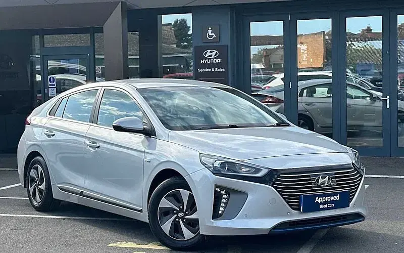 Usado Hyundai Ioniq Premium SE 141 HP (103 kW) 2019 Citadino