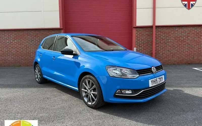 Begagnad VW Polo Design 90 HK (66 kW) 2015 Halvkombi