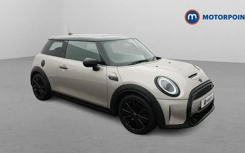 Used Mini Cooper S Exclusive 178 HP (130 kW) 2022 Hatchback