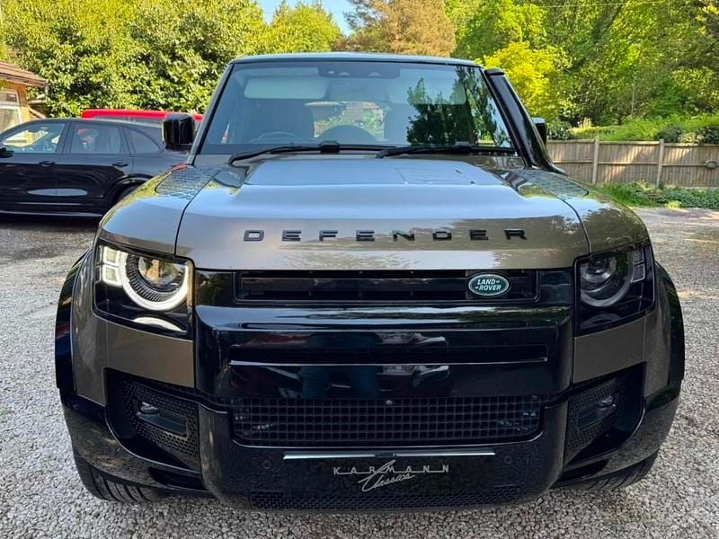 Used Land Rover Defender First Edition 237 HP (174 kW) 2020 Brown SUV