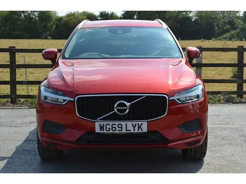 Used Volvo XC60 2019 Red SUV