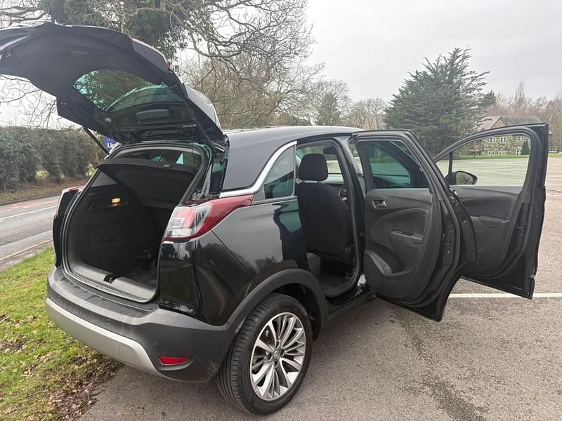 Second-hand Vauxhall Crossland X 2020 Negru SUV