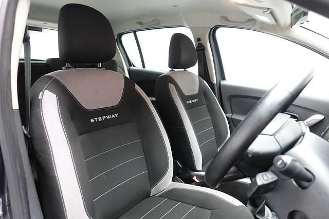 Used Dacia Sandero Comfort 90 HP (66 kW) 2020 Grey Hatchback