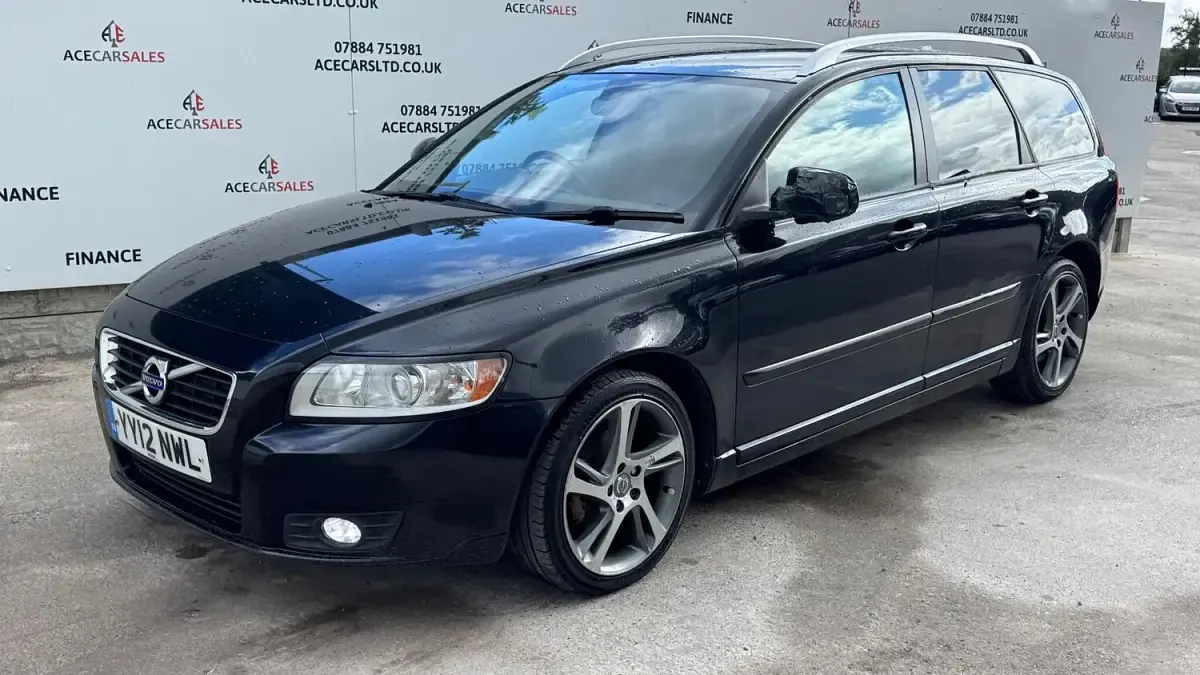 Used Volvo V50 SE 115 HP (84 kW) 2012 Black Estate